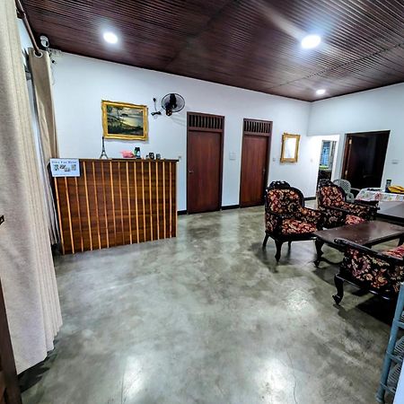 Costels Weligama Hostel Exterior photo